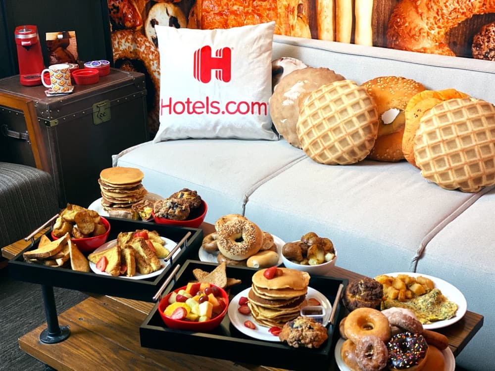 還有更多詳情/圖片[快閃] 麵包控注意：Hotels.com 紐約Refinery Hotel 「Bread & Breakfast」套房，包幫到你搵到最正嘅優惠呀！
