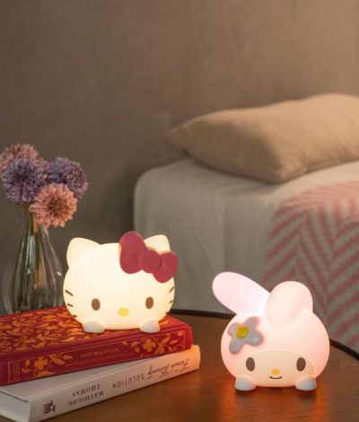7-Eleven x Sanrio 限量版「 Sanrio LED感應小夜燈」 HelloKitty及My Melody延續節日歡樂色彩