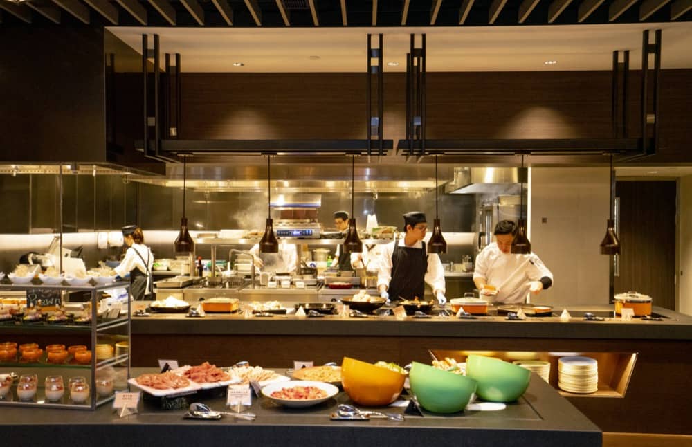還有更多詳情/圖片KKday 獨家快閃優惠：YMCA港青酒店「海景自助晚餐之旅」Staycation低至38折，包幫到你搵到最正嘅優惠呀！